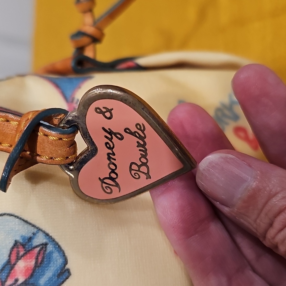 Dooney & Bourke Miami Beach Mini East West Slouch Shoulder Bag Rare EUC - Picture 3 of 15
